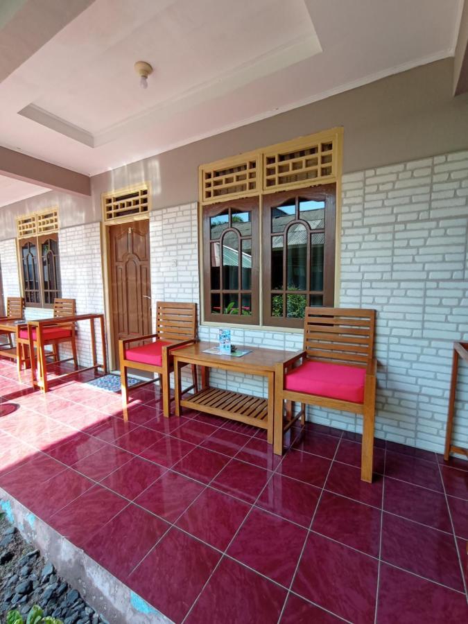 Lita Homestay Gili Trawangan Exterior photo